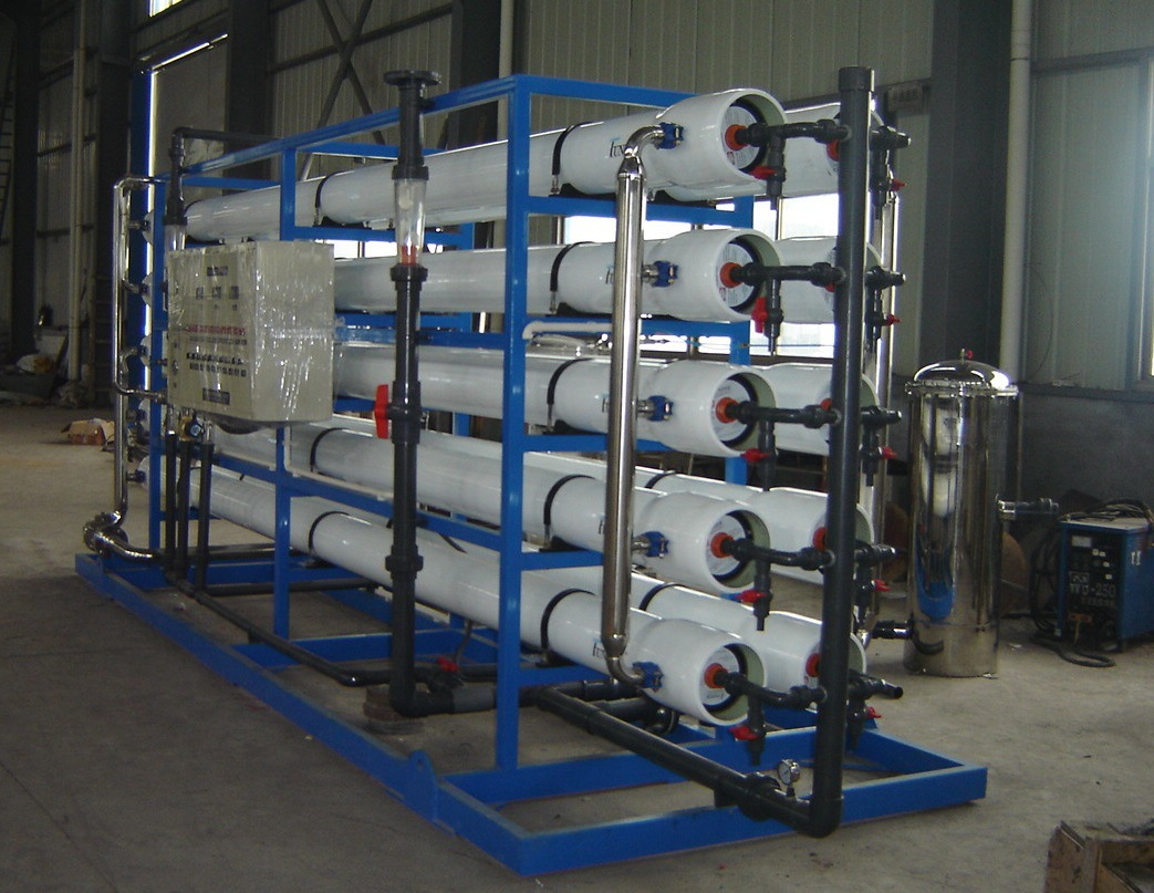 桶裝礦泉水處理設備，貴州礦泉水處理裝置廠家